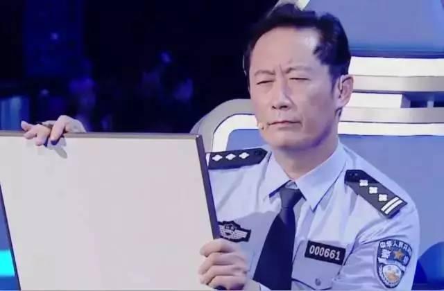 章莹颖美国最新动态，科技新品改变生活，即刻启程！