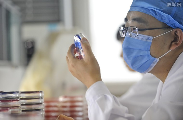 科技监测神器揭示最新疫情动态，照亮健康之路